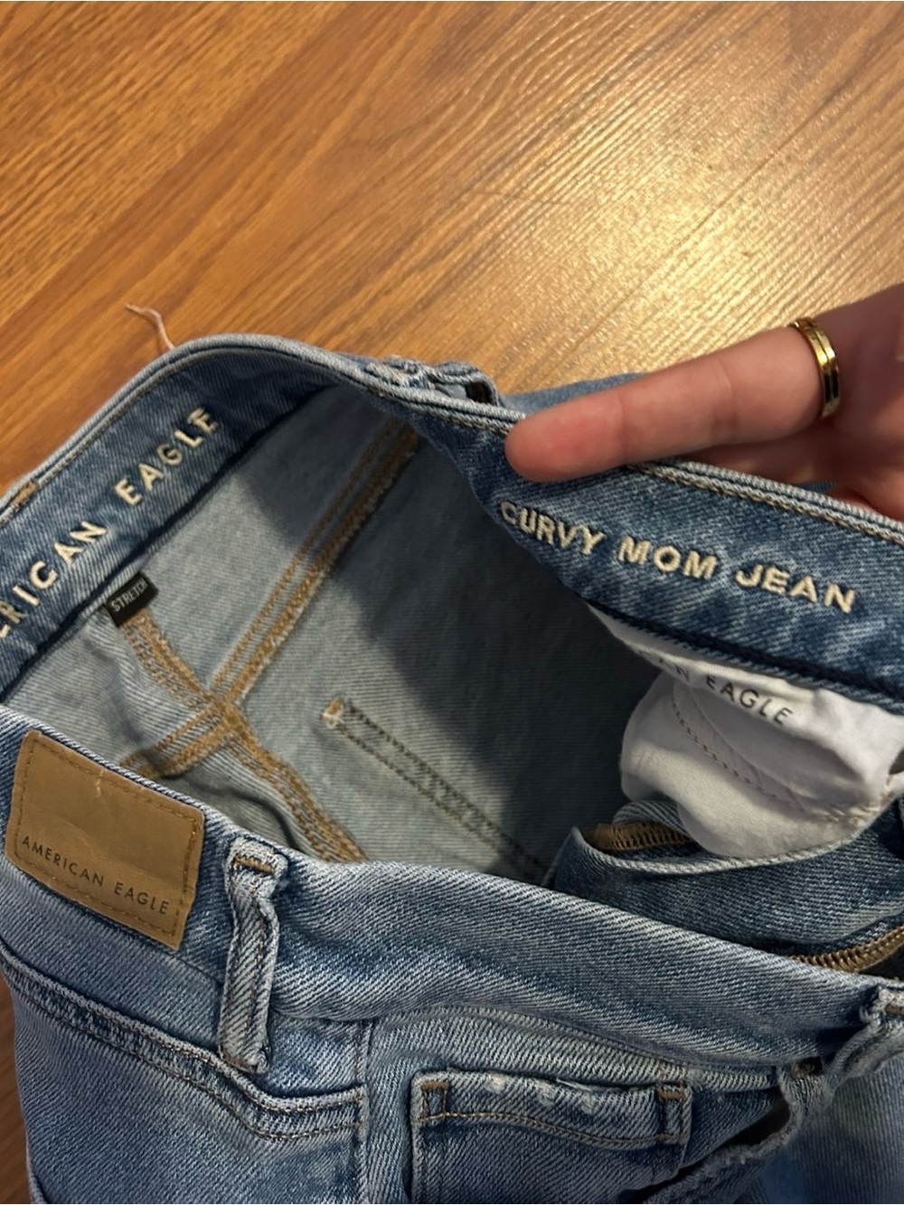 American Eagle Curvy Mom Jean - Picture 3 of 4